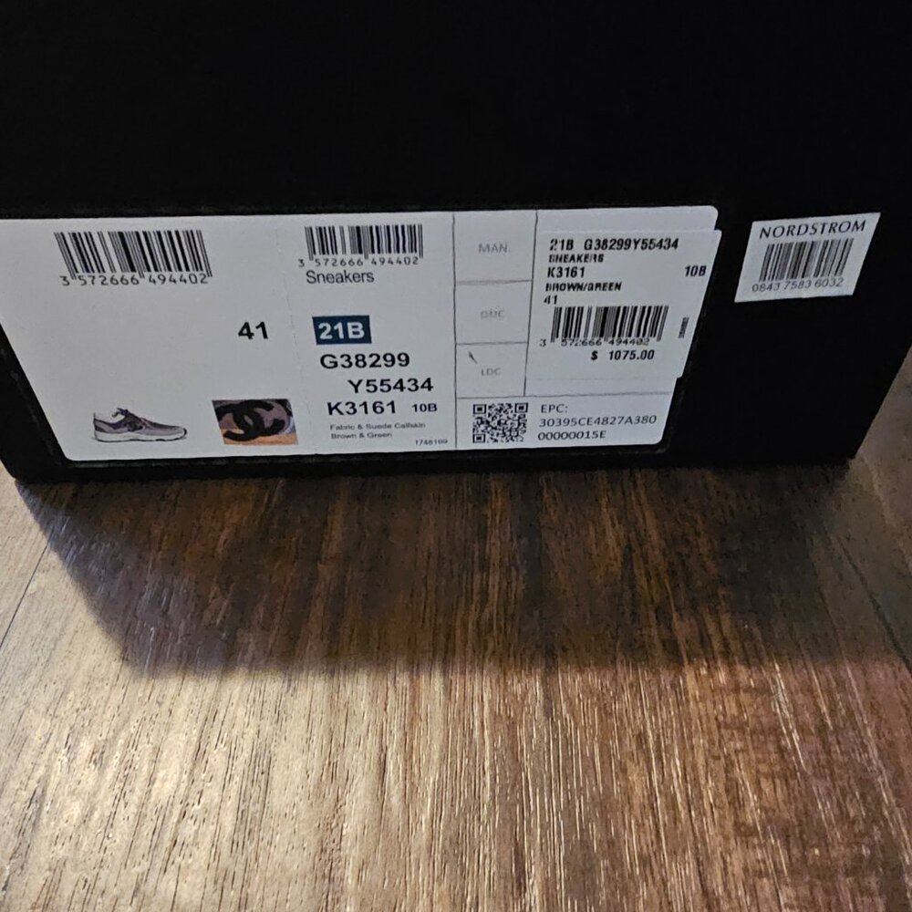 CHANEL Sneakers - Picture 6 of 6